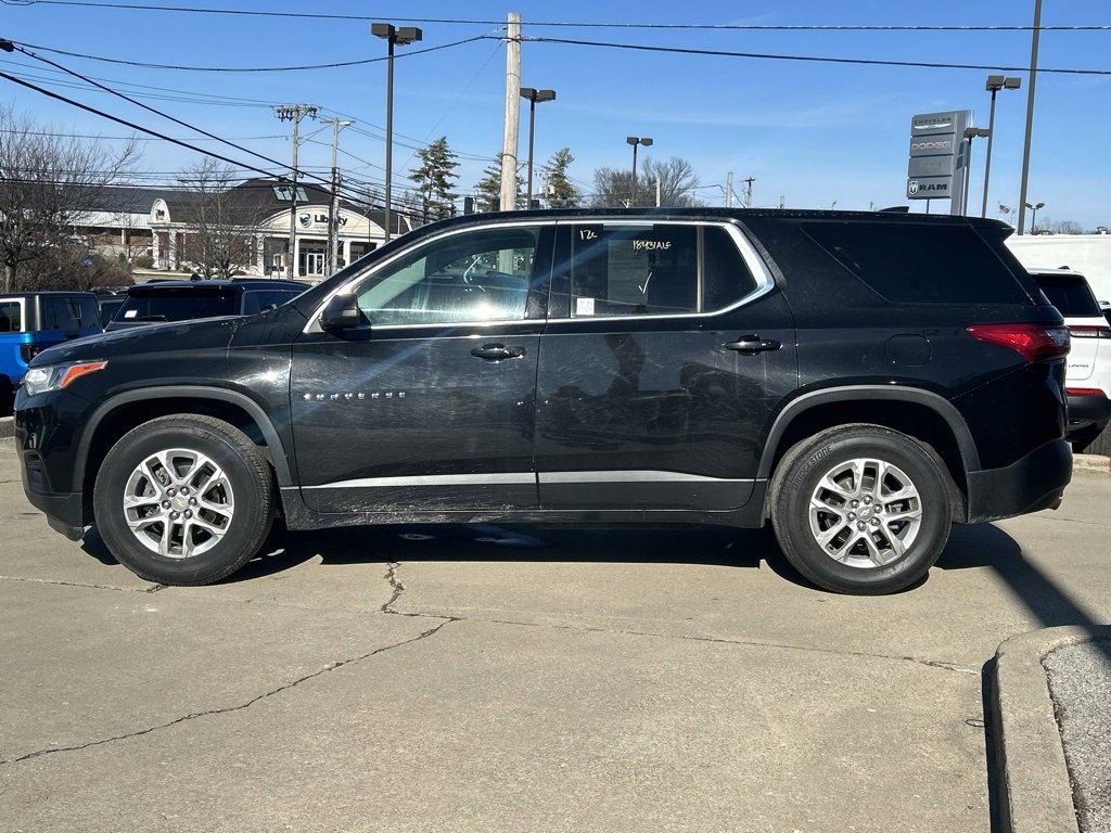 Used 2021 Chevrolet Traverse LS image 10