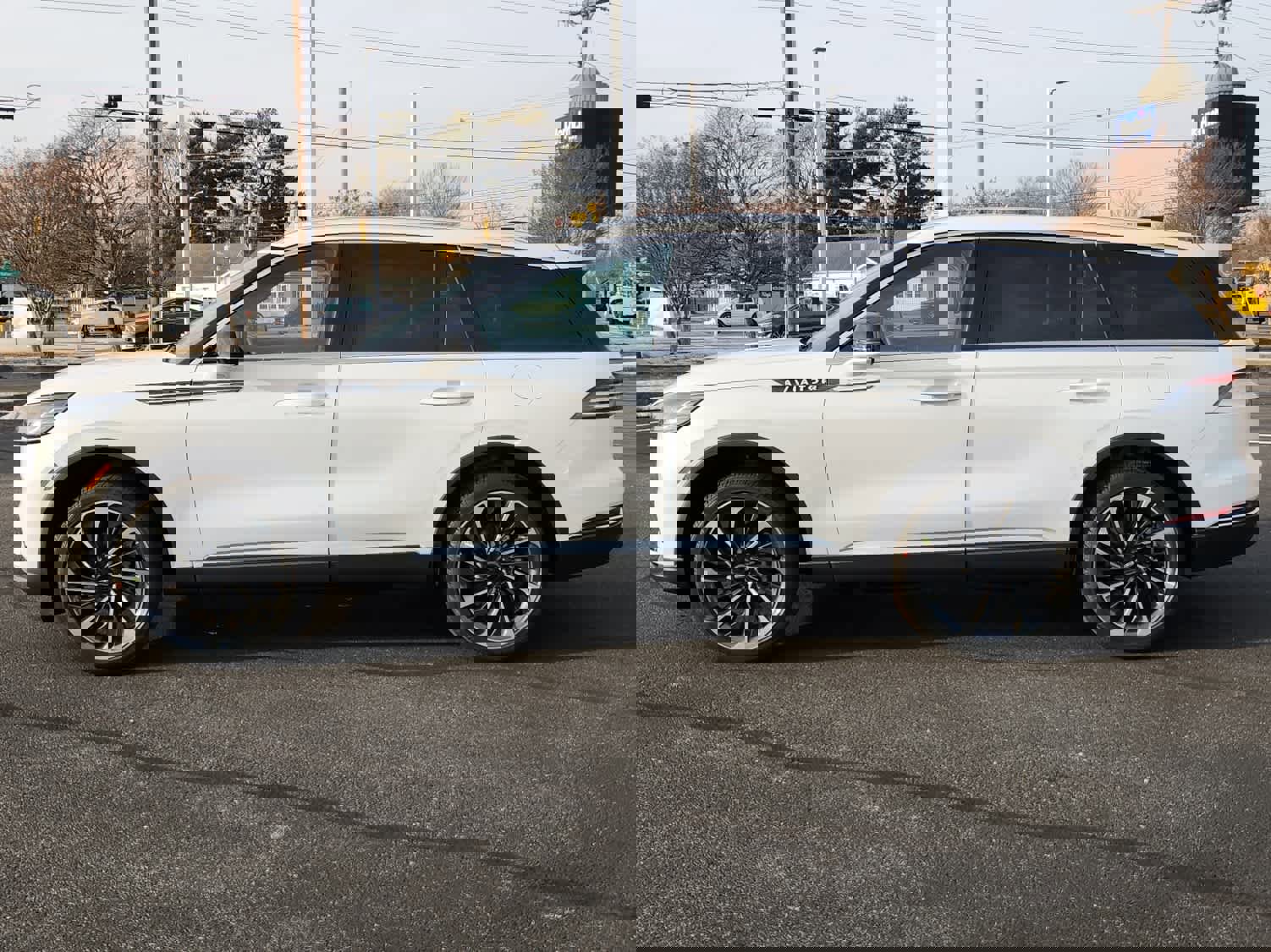 New 2025 Lincoln Aviator Reserve w/ Illumination Package image 5