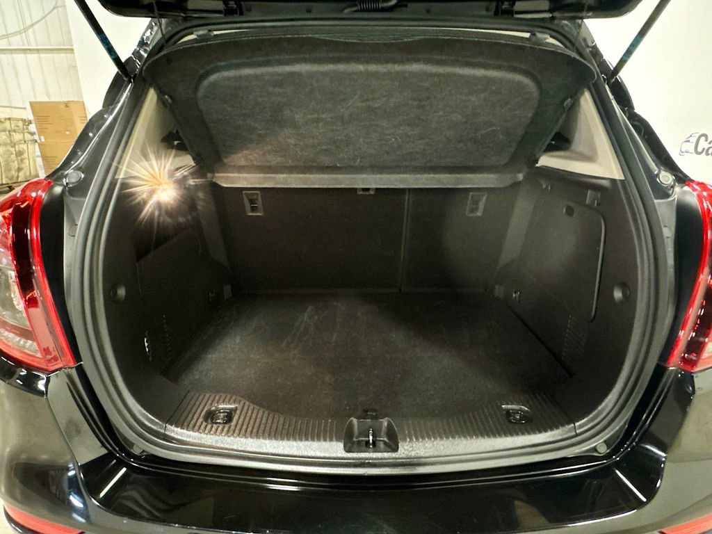 Used 2019 Buick Encore Preferred image 27