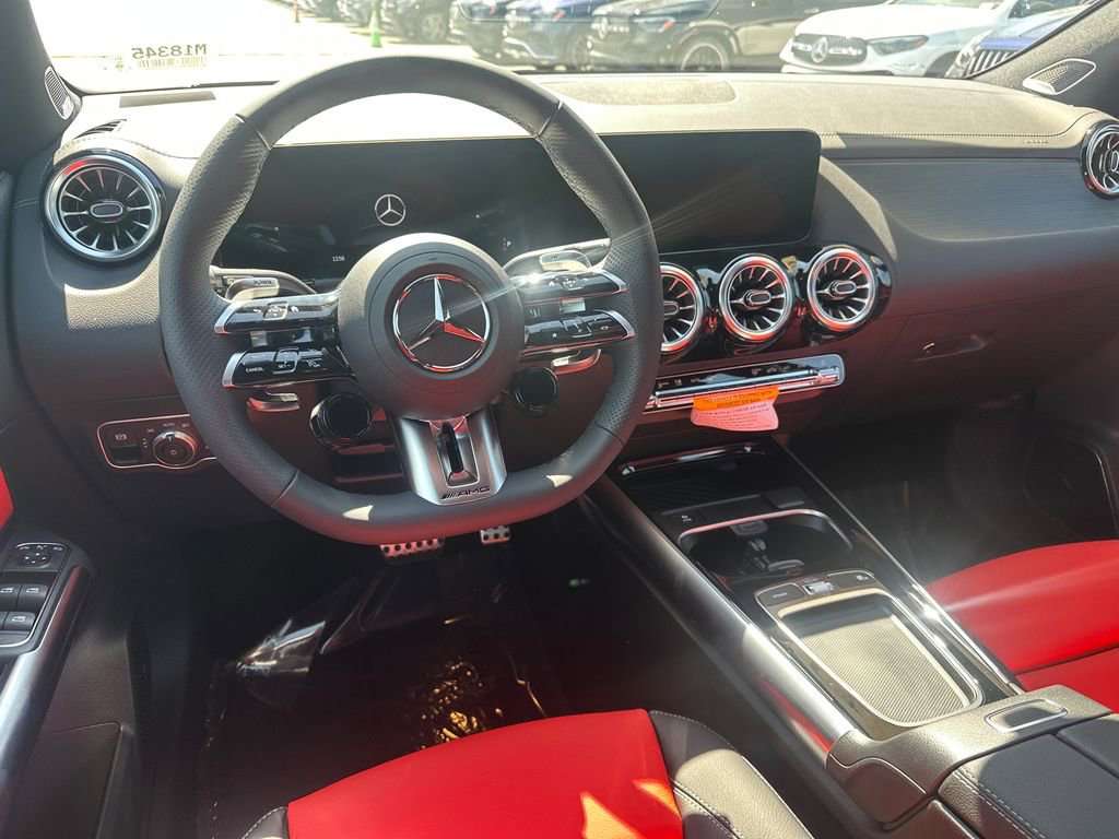 New 2026 Mercedes-Benz GLA 35 AMG 4MATIC image 25