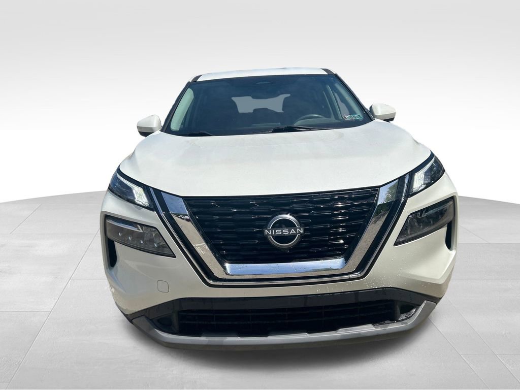 Used 2023 Nissan Rogue SV AWD/4WD image 9