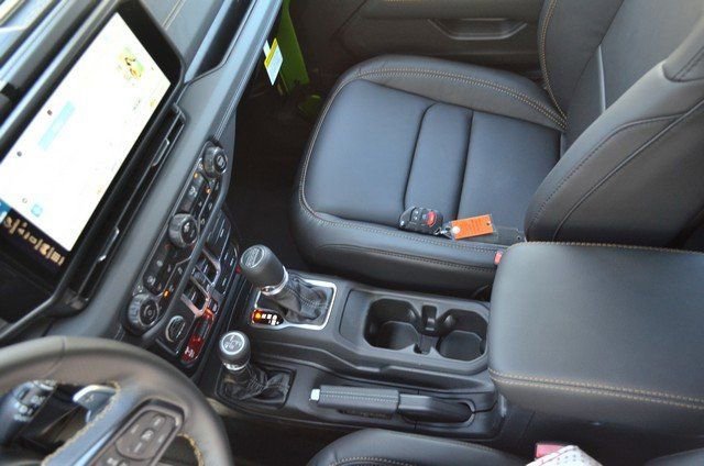 New 2025 Jeep Wrangler Unlimited Rubicon 392 image 24