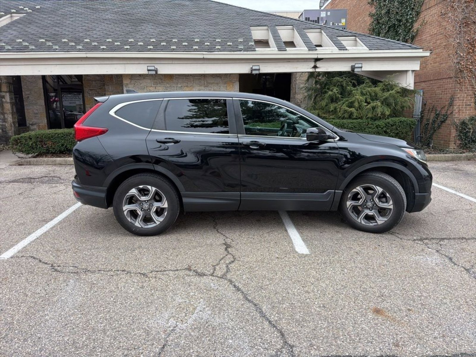 Used 2018 Honda CR-V EX image 8