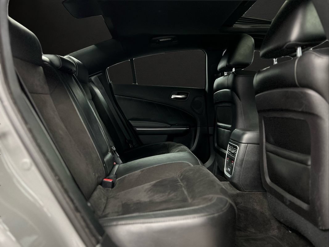 Used 2018 Dodge Charger R/T Scat Pack w/ Dynamics Package RWD image 25