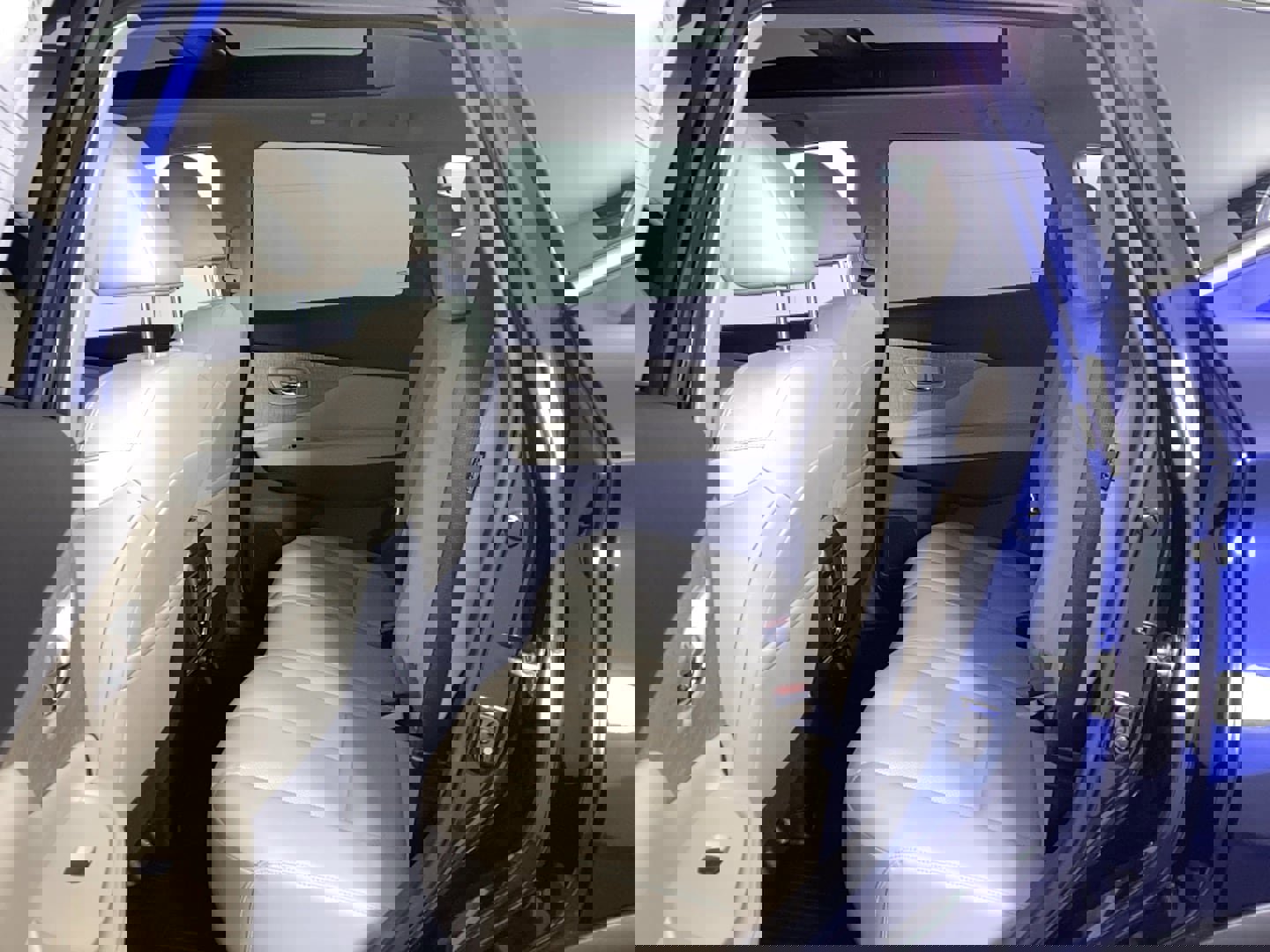 Used 2023 Nissan Murano SL w/ SL Moonroof Package image 14