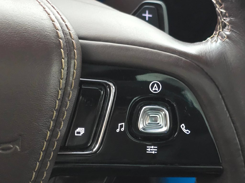 Certified 2021 Lincoln Aviator Black Label w/ Dynamic Handling Package AWD/4WD image 34
