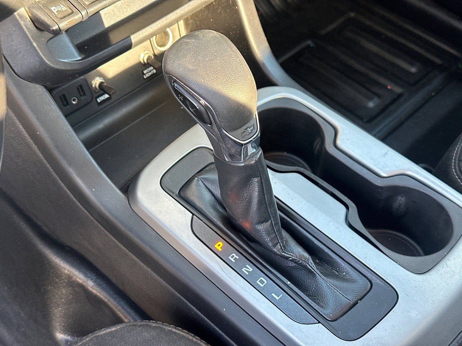 Used 2022 Chevrolet Colorado LT w/ Fleet Safety Package image 30