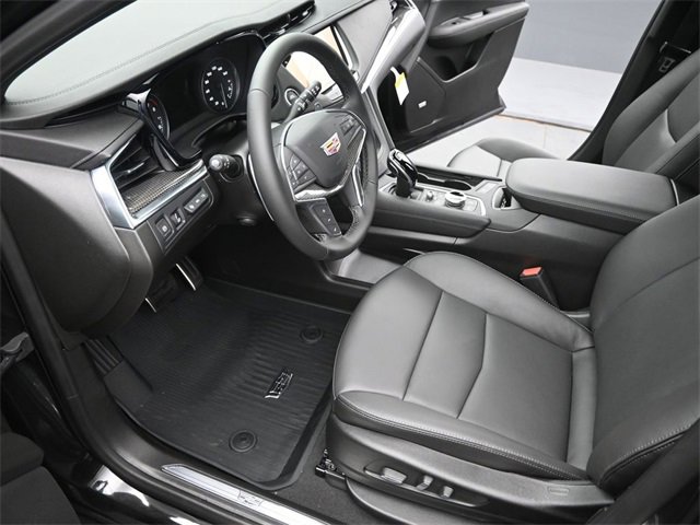 New 2026 Cadillac XT5 Sportv w/ LPO, Onyx Lite Package image 9