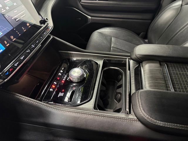 Used 2023 Jeep Wagoneer L Series II image 20