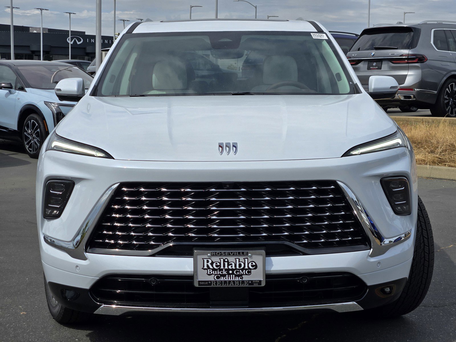 New 2026 Buick Enclave Avenir image 2