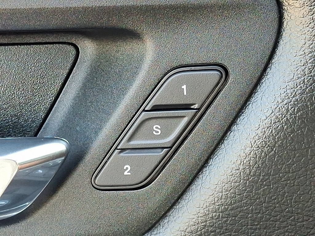 Used 2023 RAM 1500 Laramie AWD/4WD image 26