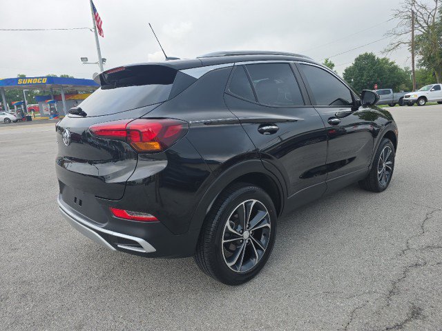 Used 2023 Buick Encore GX Select w/ Safety Package II AWD/4WD image 4