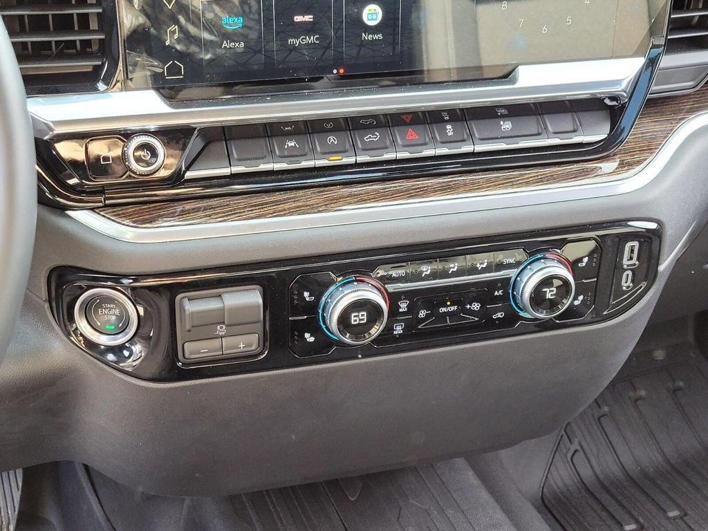 Used 2025 GMC Sierra 1500 Elevation w/ LPO, Elevation Black Package image 20