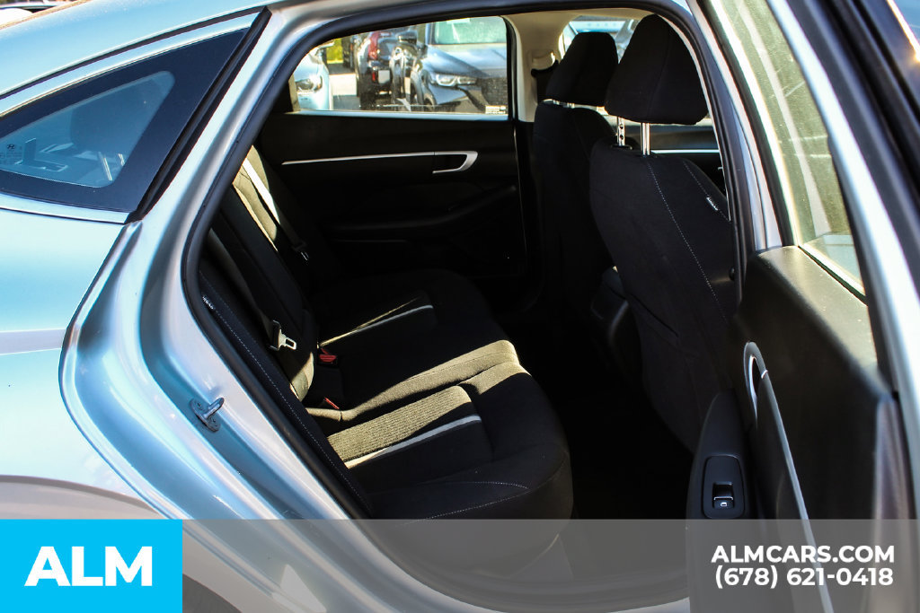 Used 2025 Hyundai Sonata SEL FWD image 17