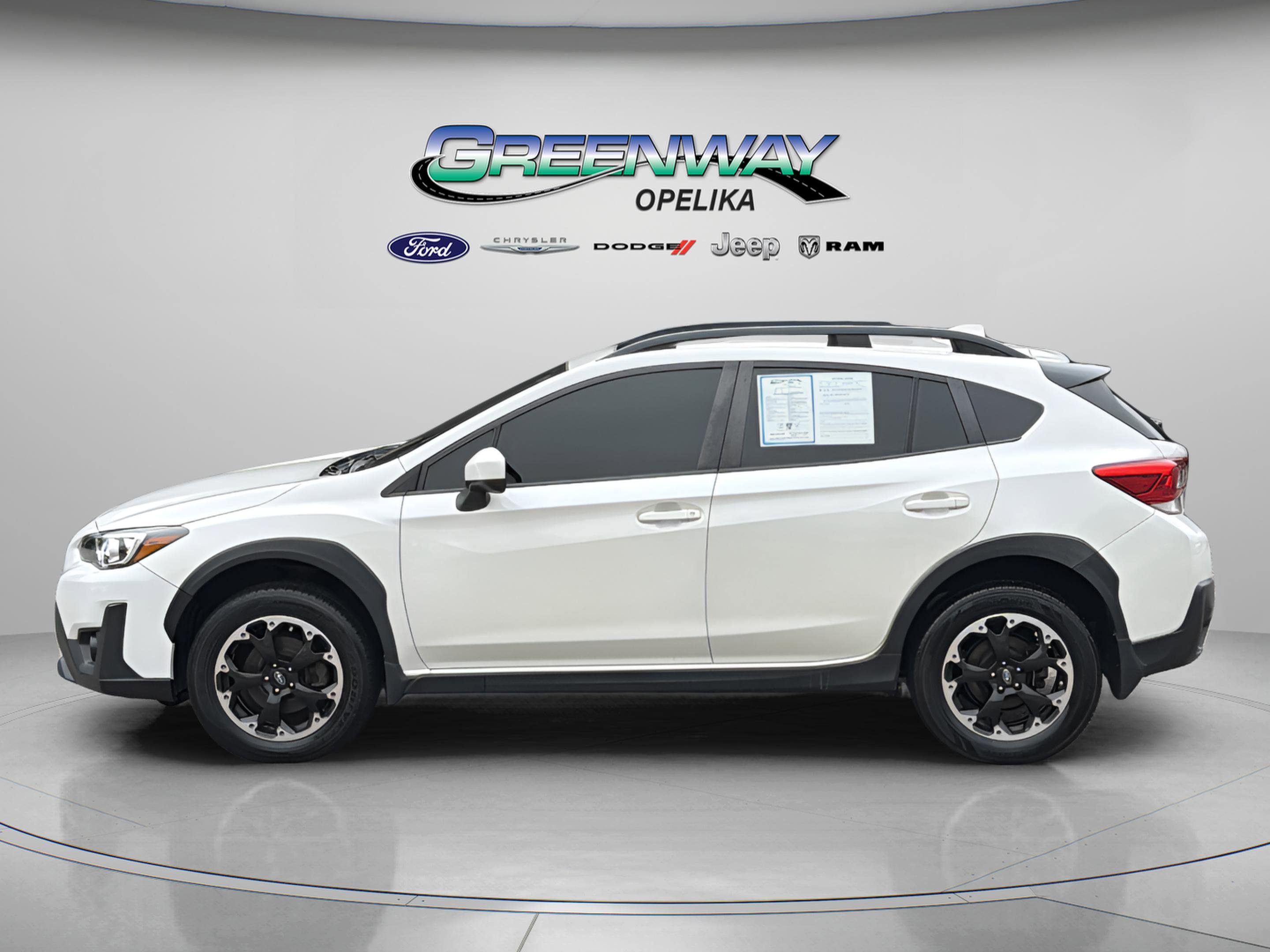 Used 2021 Subaru Crosstrek 2.0i Premium w/ Moonroof Package AWD/4WD image 4