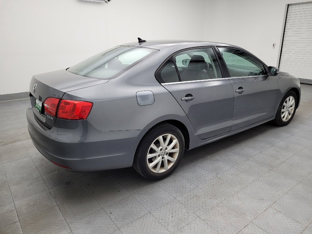 Used 2013 Volkswagen Jetta SE FWD image 10