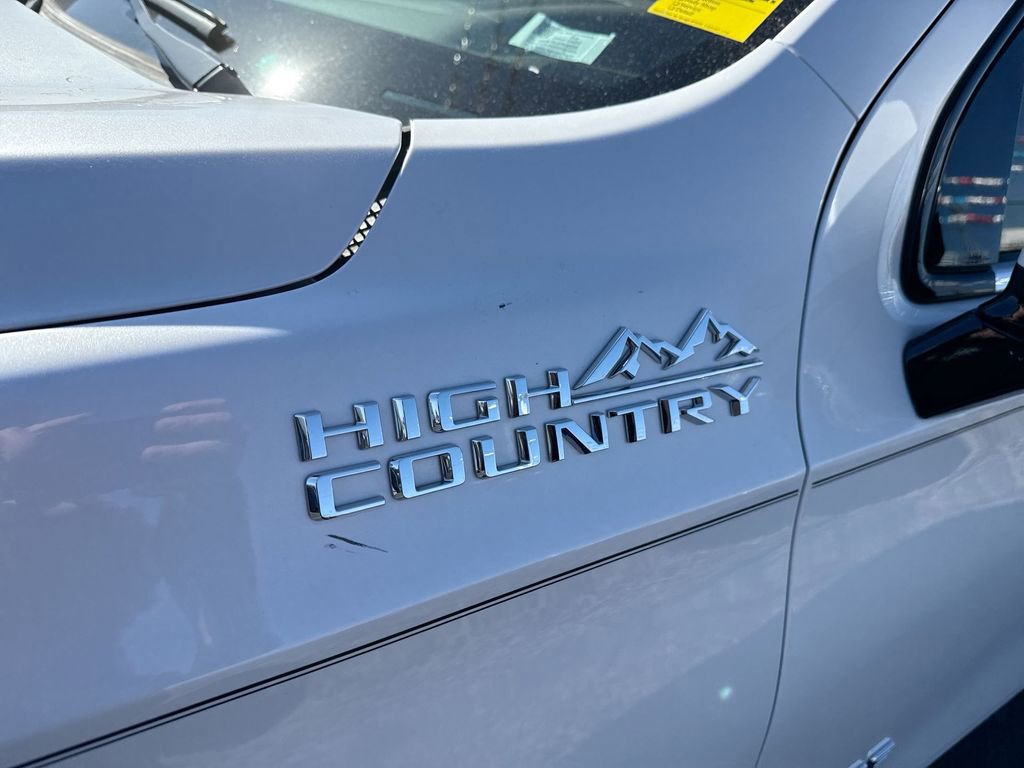 Used 2023 Chevrolet Tahoe High Country image 33