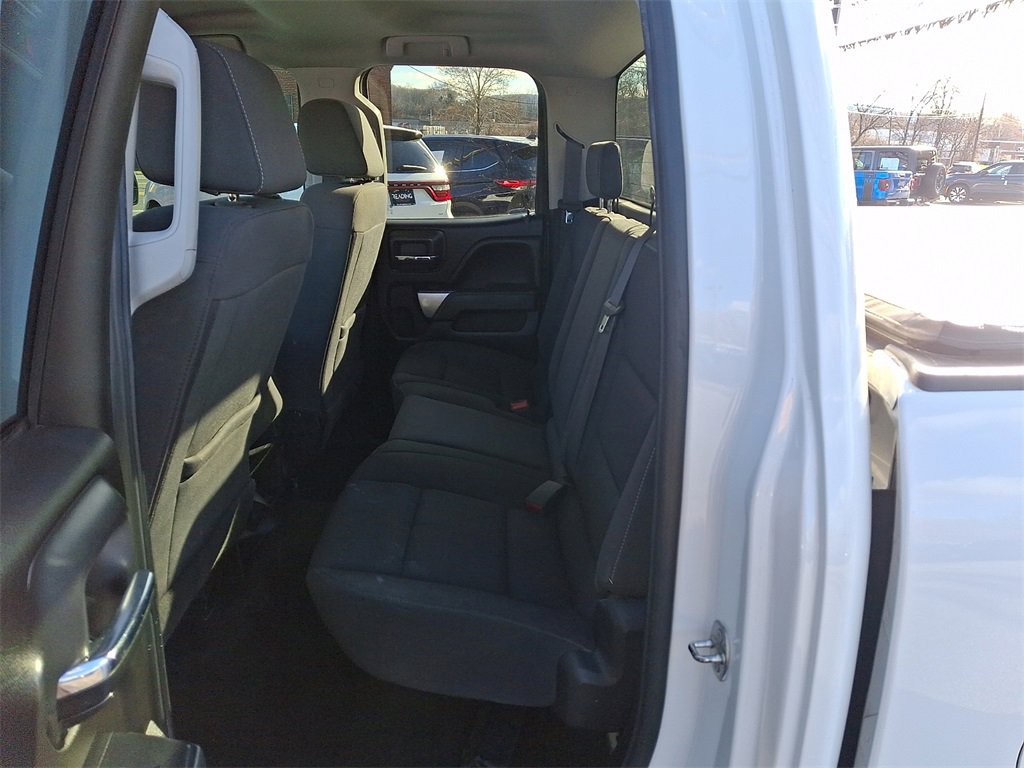 Used 2018 Chevrolet Silverado 1500 LT w/ All Star Edition image 12