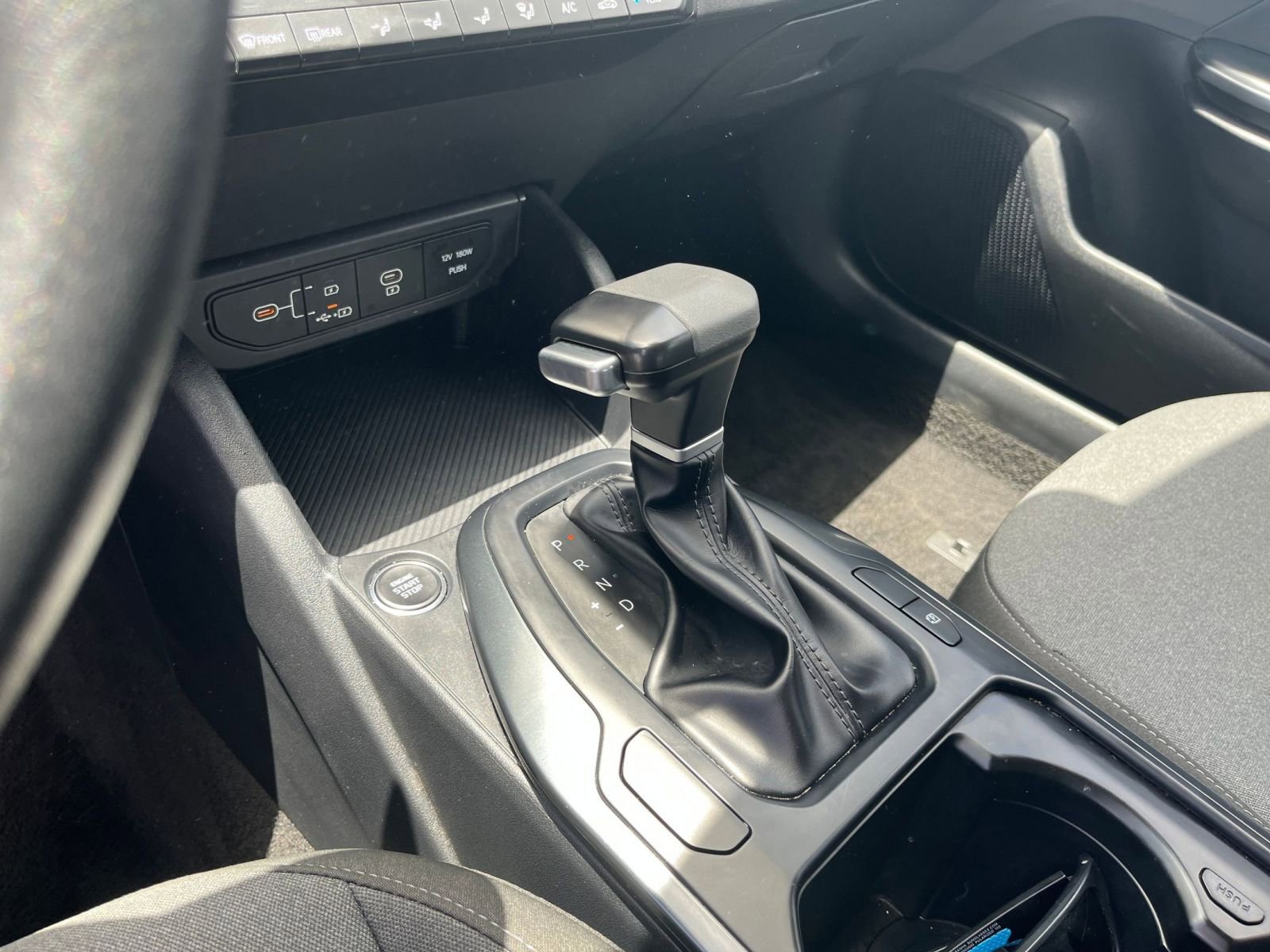 Used 2025 Kia K4 FWD image 40