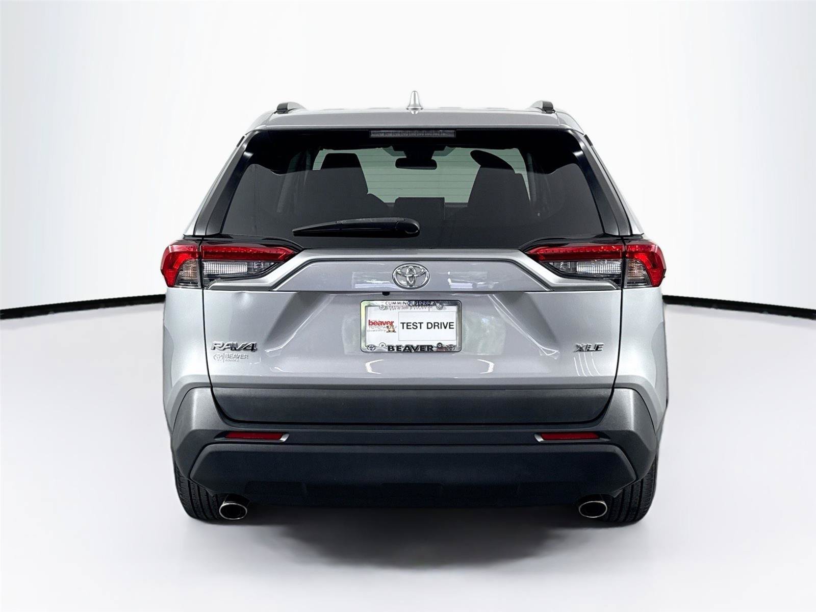 Used 2021 Toyota RAV4 XLE FWD image 9