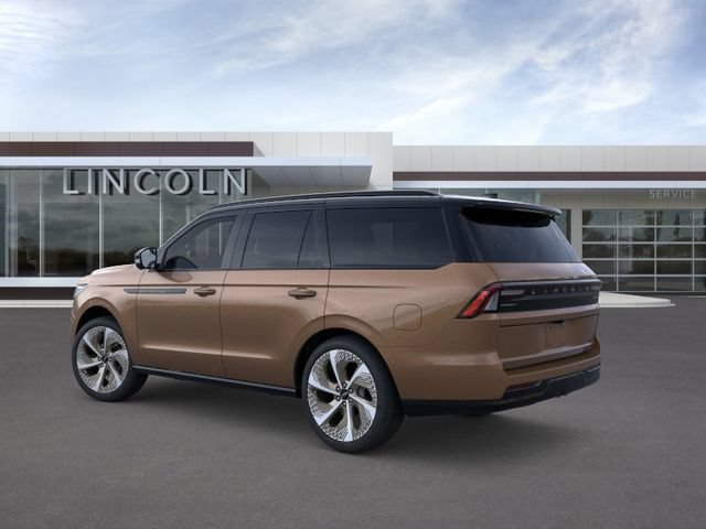 New 2026 Lincoln Navigator Black Label w/ Black Label Special Edition AWD/4WD image 4