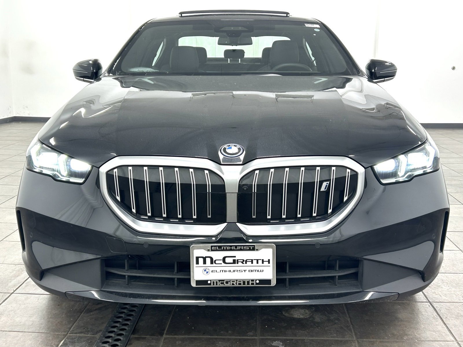 Used 2024 BMW i5 eDrive40i w/ Premium Package image 7