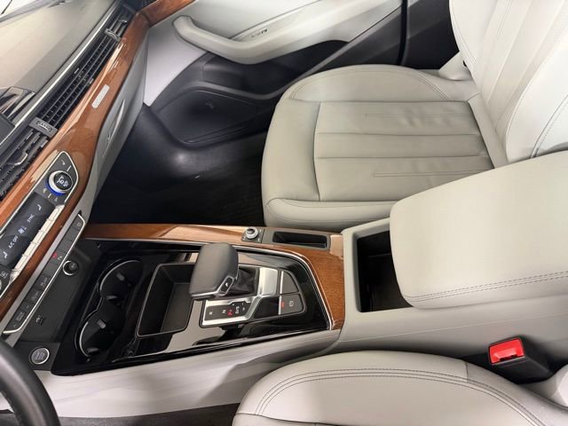 Used 2023 Audi A4 2.0T Premium w/ Convenience Package image 17