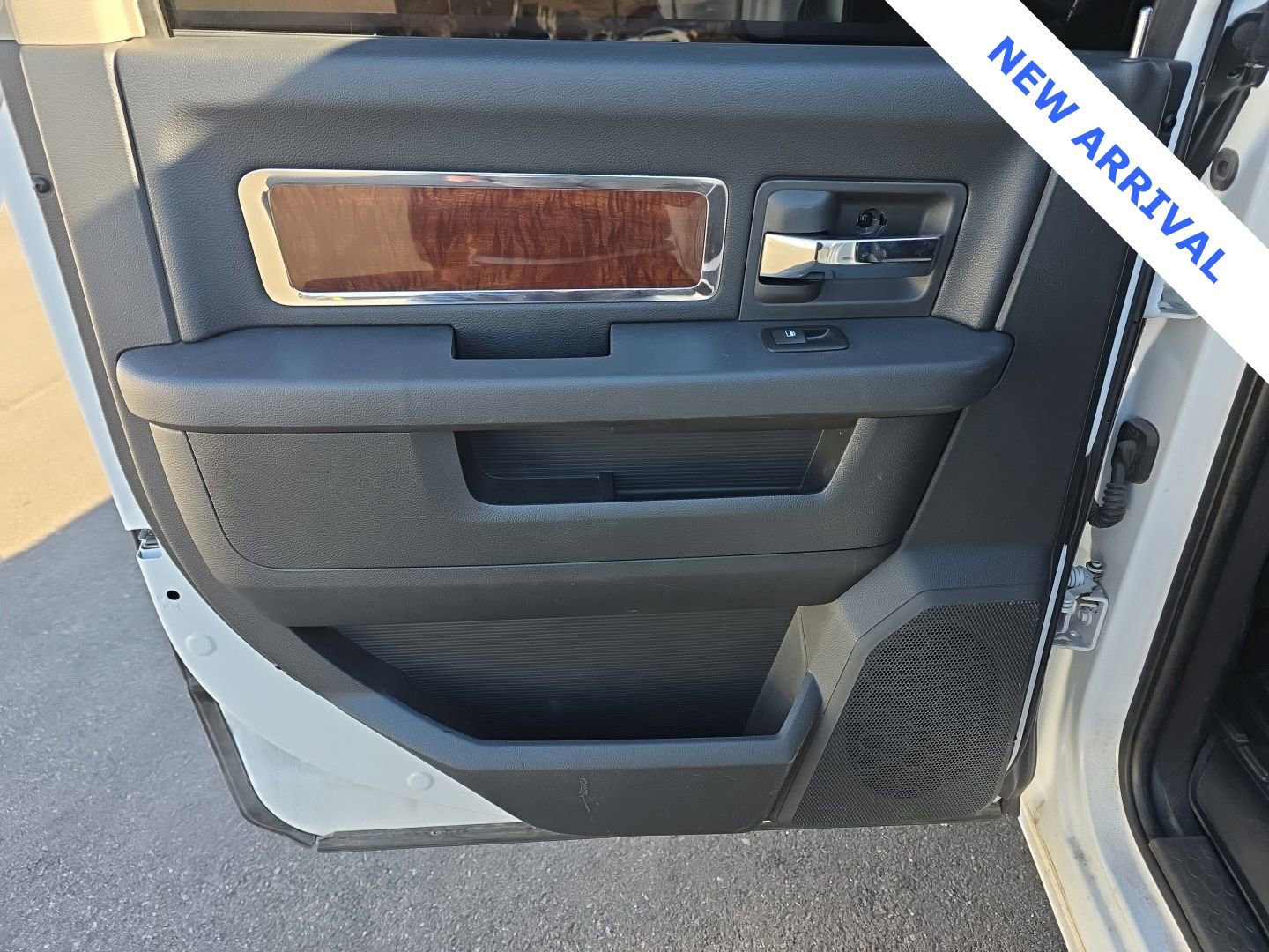 Used 2018 RAM 3500 Laramie w/ Convenience Group image 36