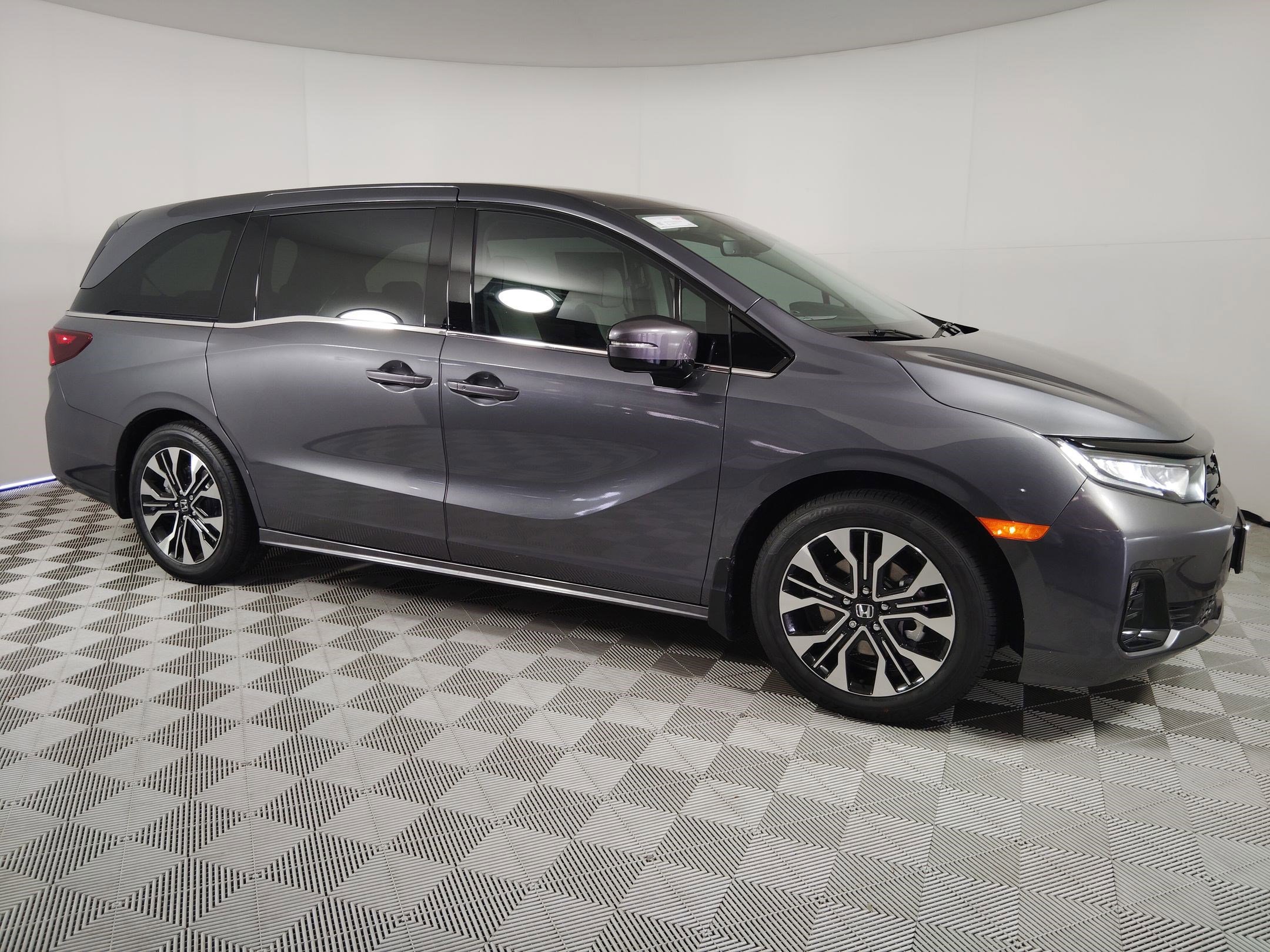 New 2026 Honda Odyssey Elite image 6