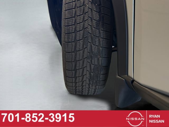 Used 2021 Nissan Rogue Platinum AWD/4WD image 24