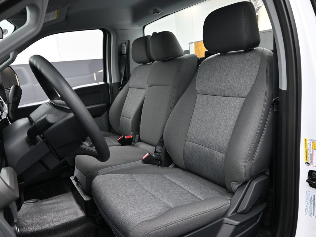New 2026 Ford F250 XL w/ F-250 >10K GVWR Package AWD/4WD image 13