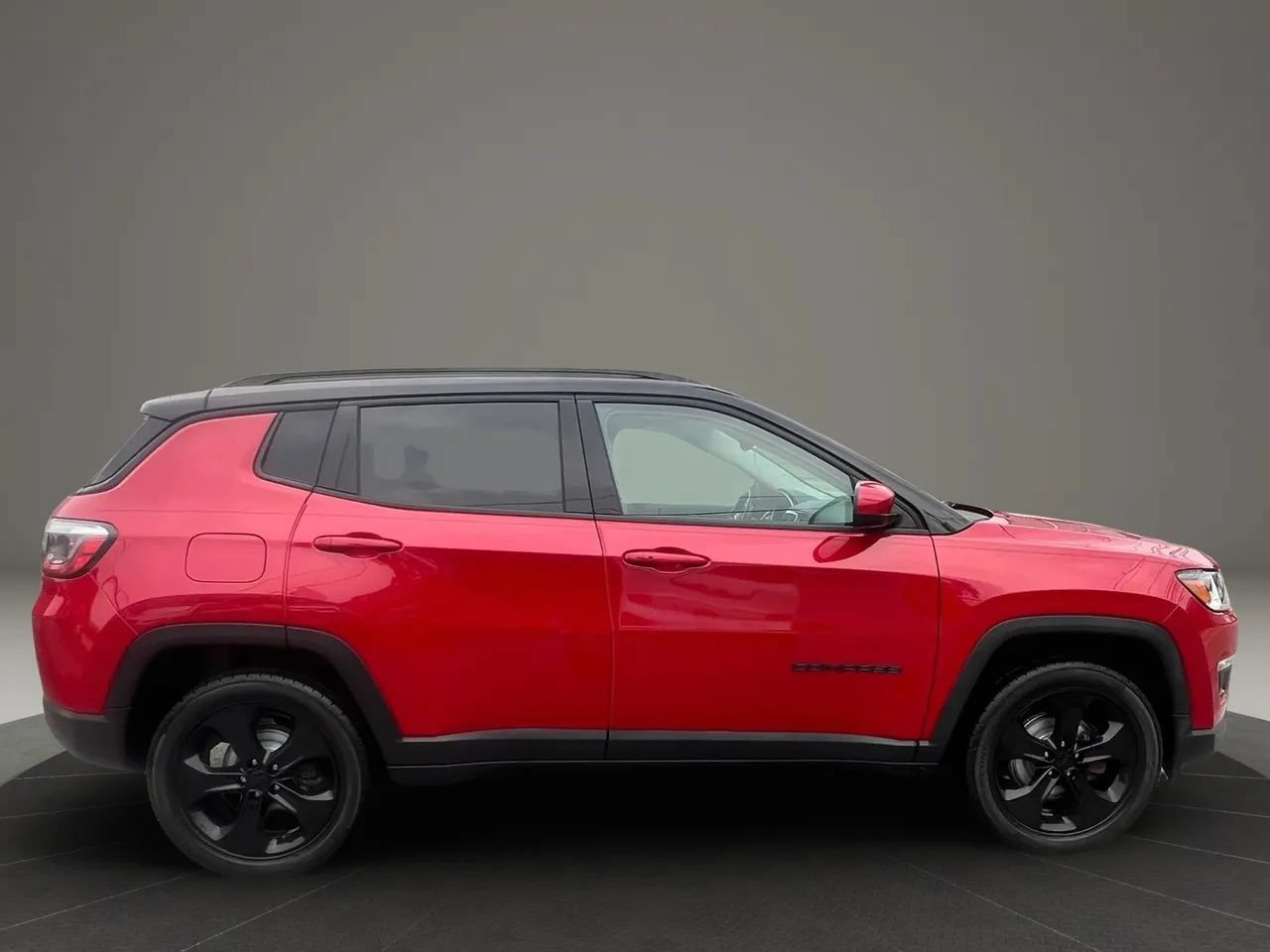 Used 2020 Jeep Compass Latitude AWD/4WD image 4