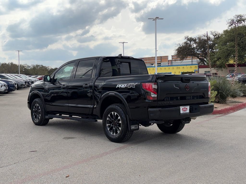 Used 2024 Nissan Titan PRO-4X w/ Pro-4x Convenience Package image 6