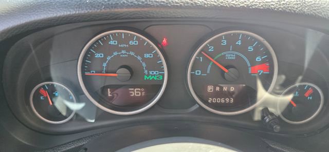 Used 2012 Jeep Wrangler Unlimited Rubicon image 19