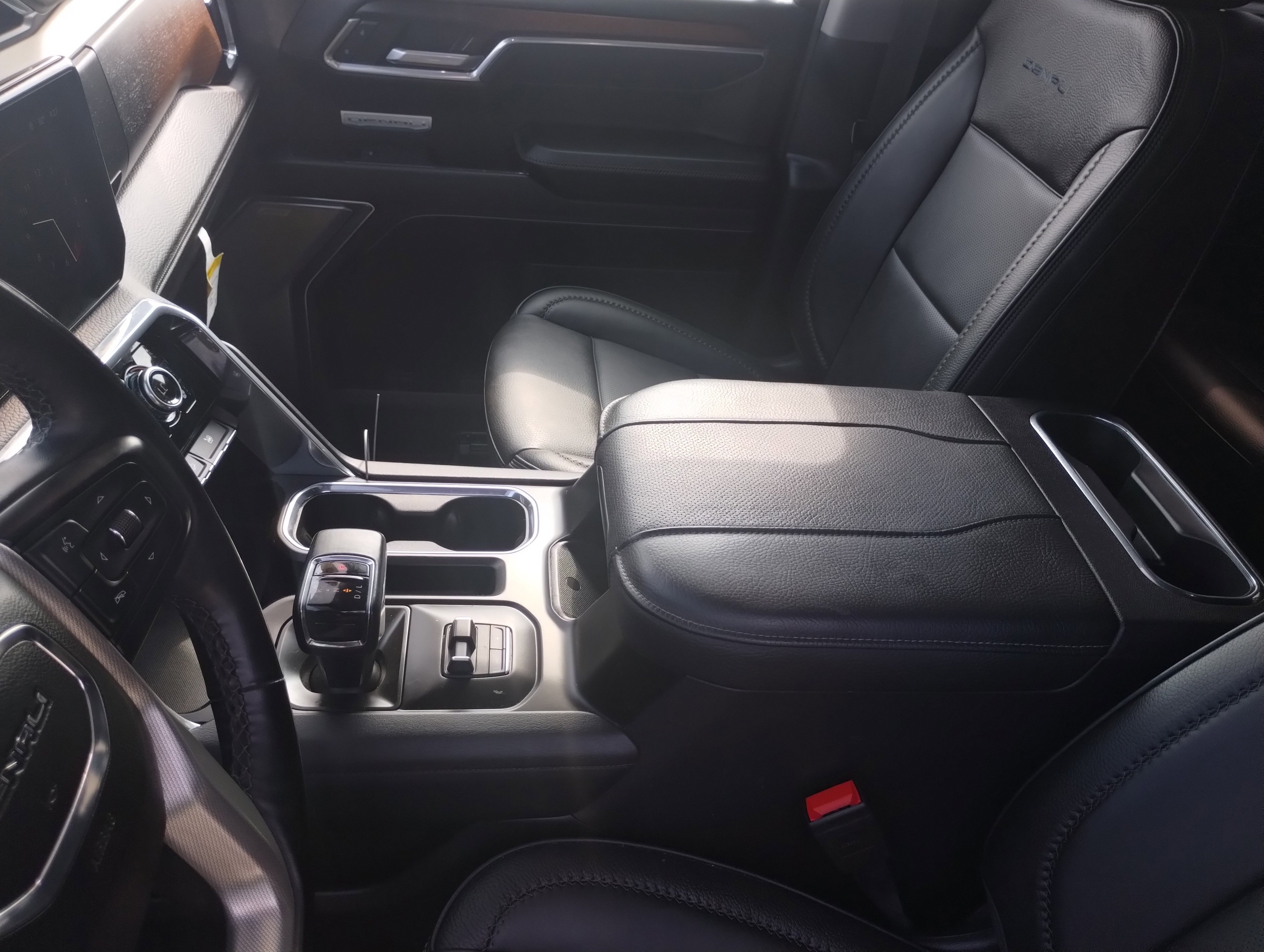 Used 2024 GMC Sierra 1500 Denali w/ Denali Reserve Package image 13