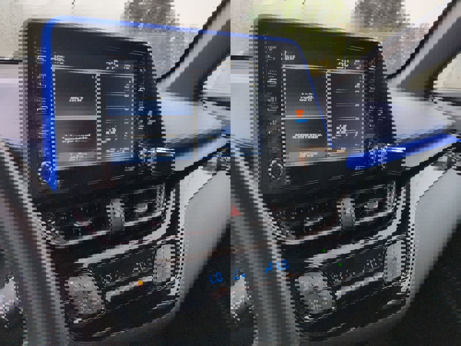 Used 2020 Toyota C-HR XLE image 26