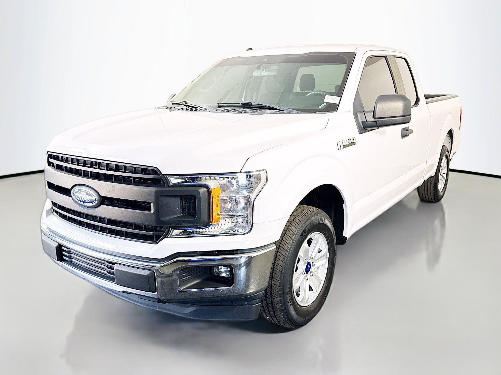 Used 2019 Ford F150 XL w/ Equipment Group 101A Mid RWD image 4