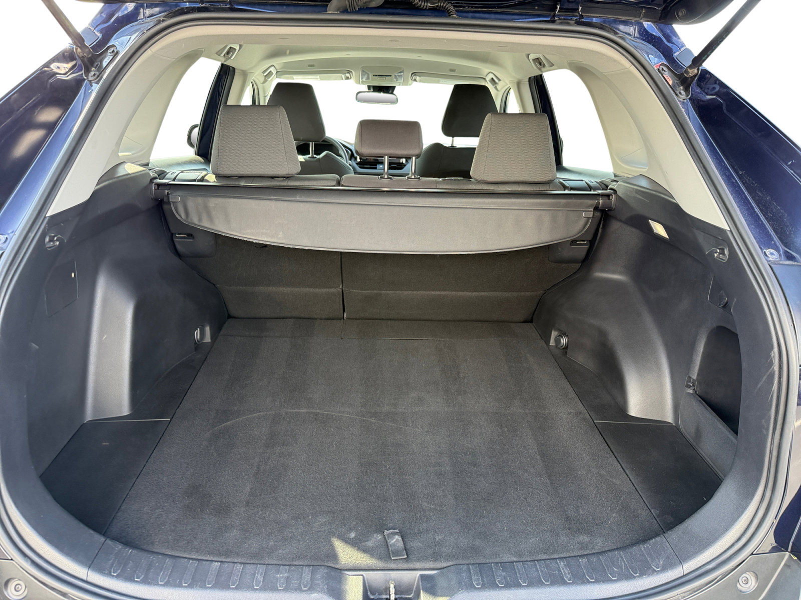 Used 2023 Toyota RAV4 XLE image 17