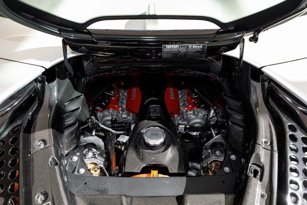 Used 2024 Ferrari SF90 Spider AWD/4WD image 36