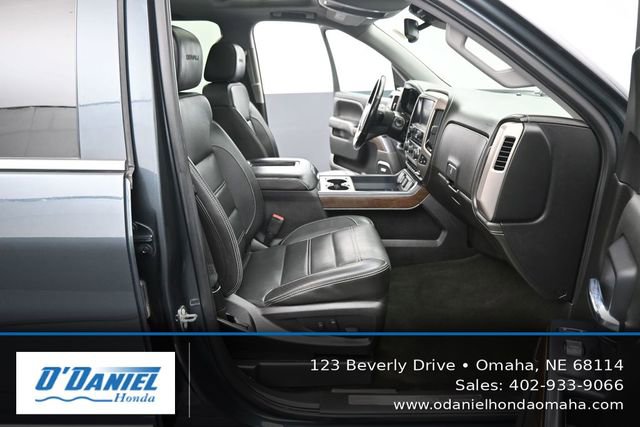 Used 2018 GMC Sierra 1500 Denali w/ Denali Ultimate Package AWD/4WD image 40