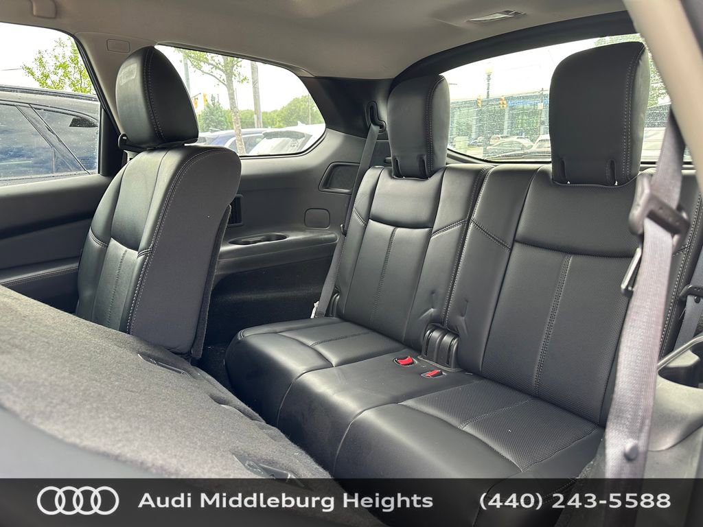 Used 2019 Nissan Pathfinder Platinum w/ Cargo Package AWD/4WD image 39