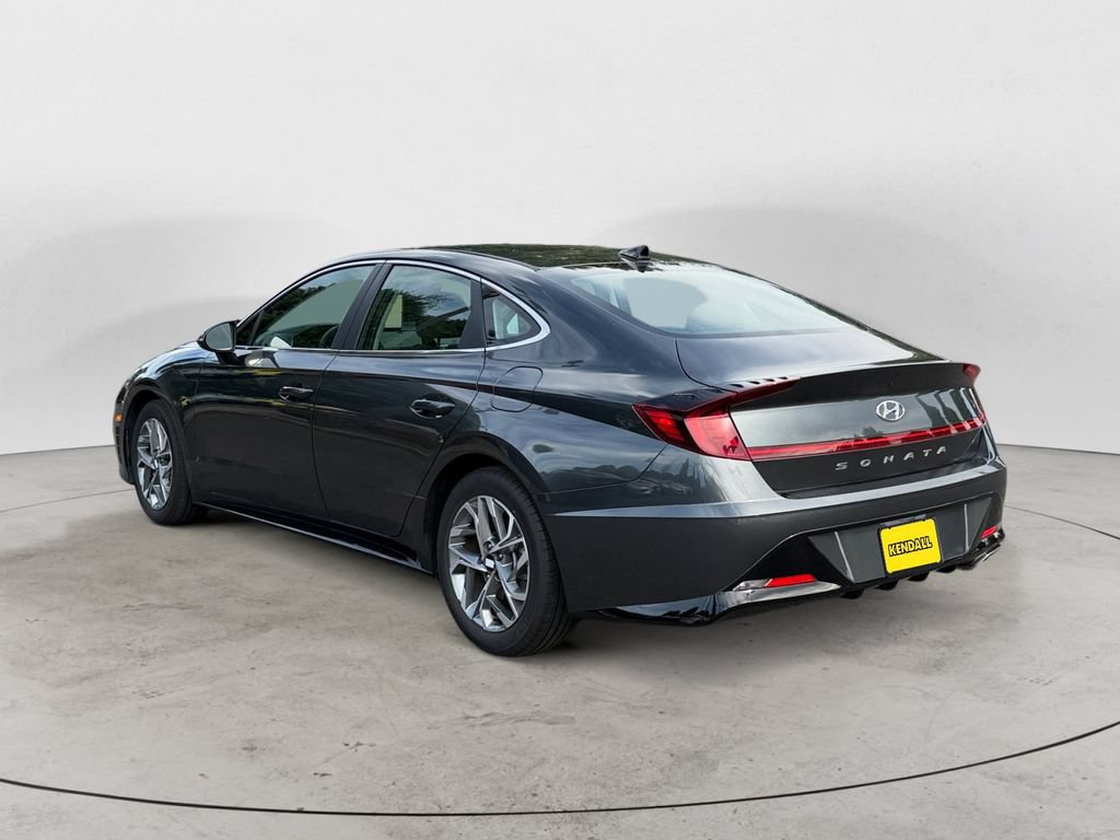 Certified 2023 Hyundai Sonata SEL w/ Cargo Package FWD image 3