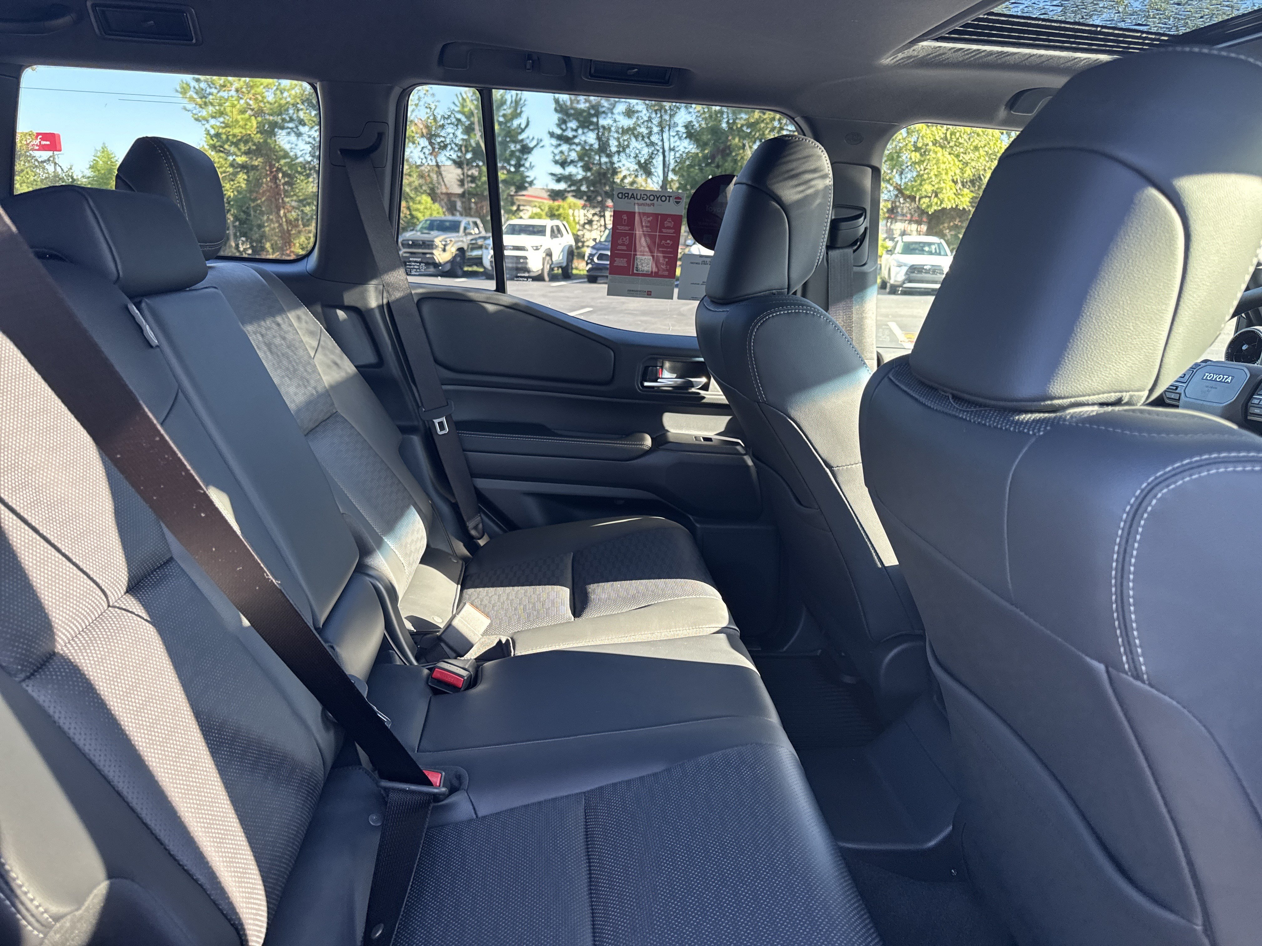 New 2027 Toyota Land Cruiser AWD/4WD image 32