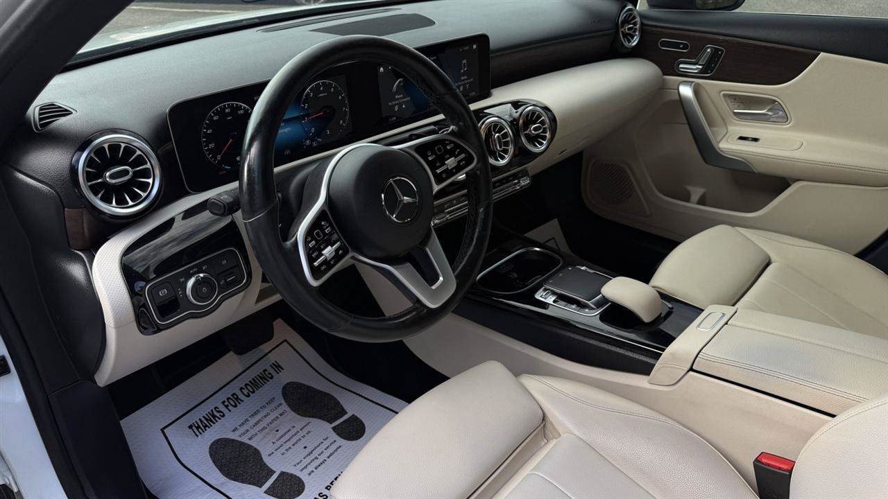 Used 2019 Mercedes-Benz A 220 4MATIC image 28