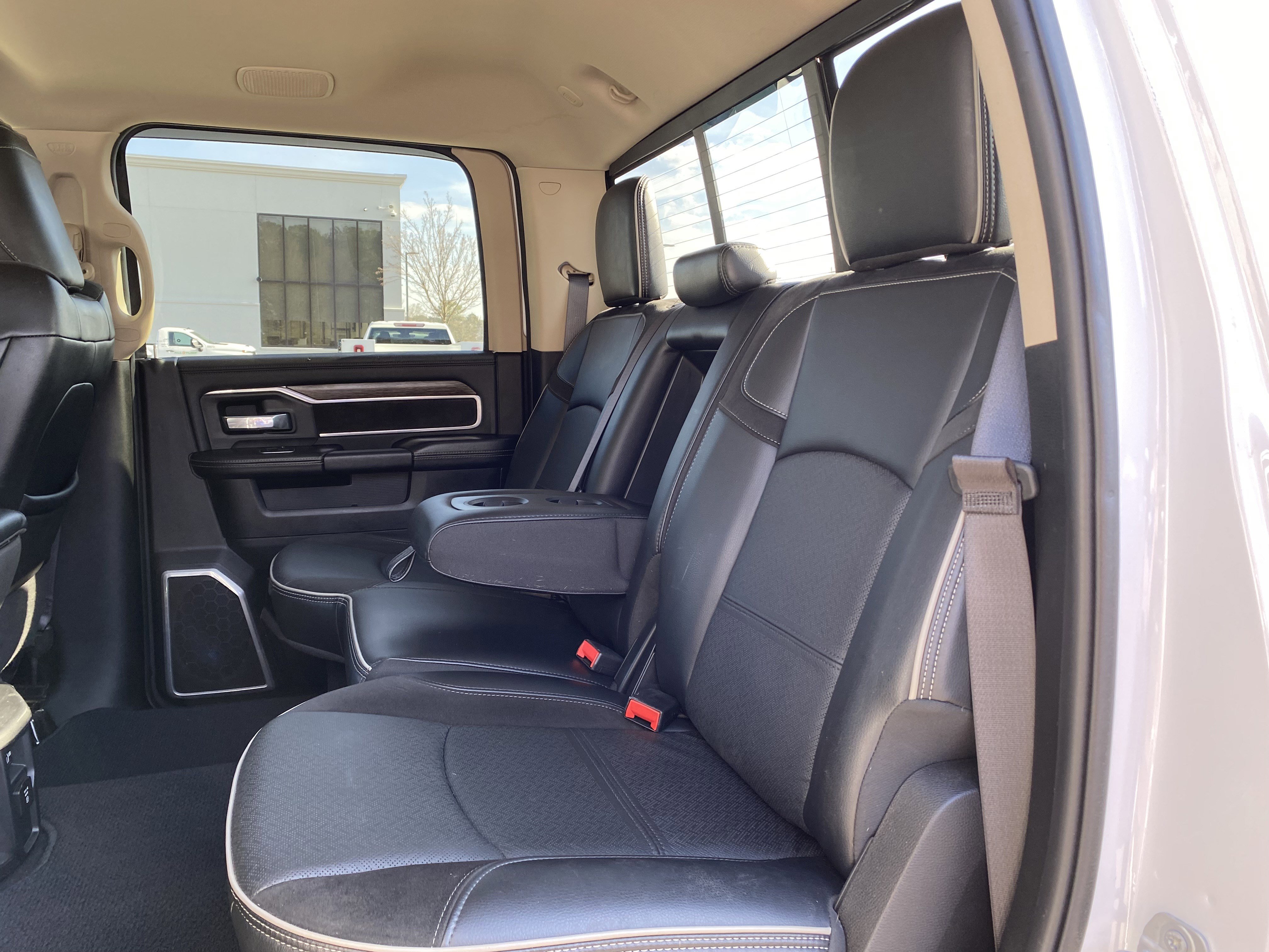 Used 2020 RAM 2500 Laramie image 35