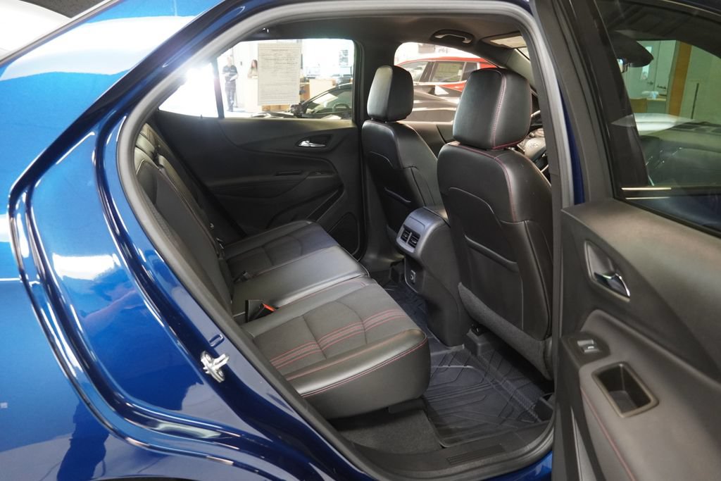 Certified 2022 Chevrolet Equinox RS w/ LPO, Floor Liner Package FWD image 22