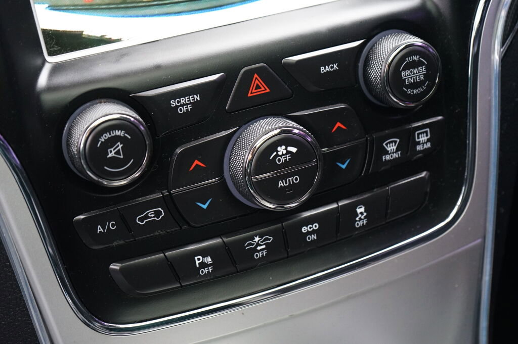 Used 2015 Jeep Grand Cherokee SRT w/ Trailer Tow Group IV image 20