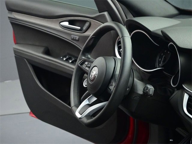 Used 2022 Alfa Romeo Stelvio Ti image 41