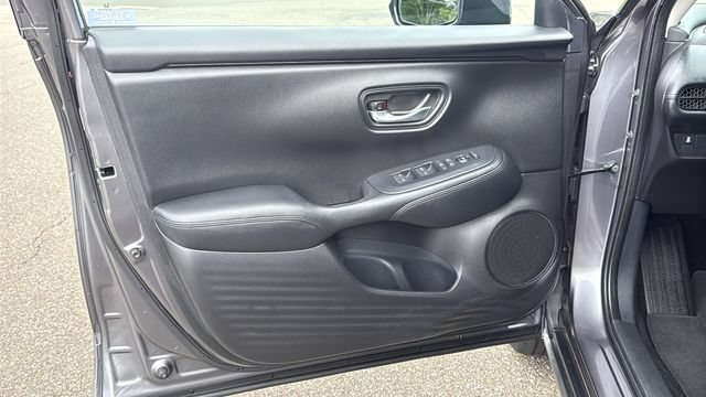Used 2024 Honda HR-V LX image 9
