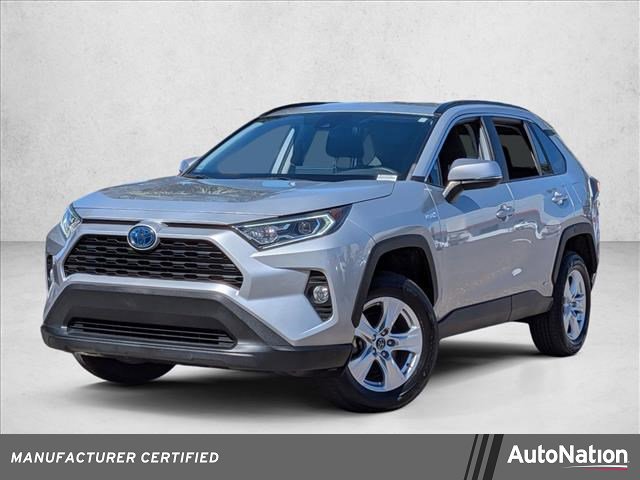 Used 2021 Toyota RAV4 XLE image 1
